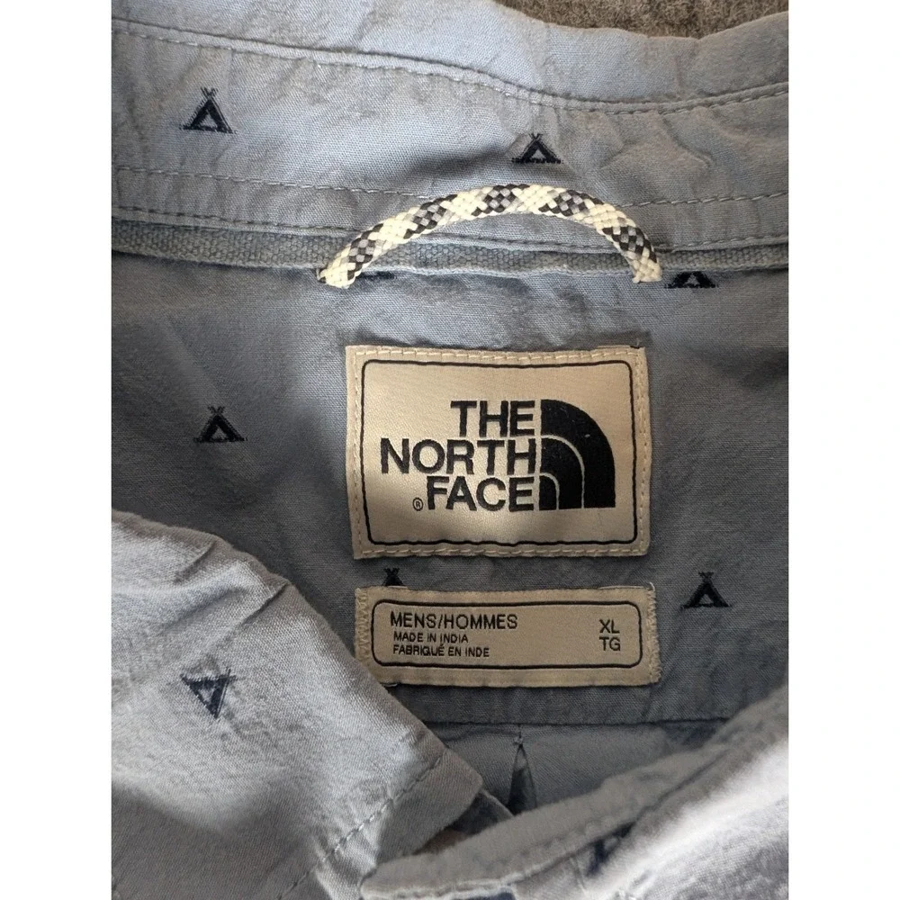 The North Face Mens Short Sleeve Button Down Shirt Blue Teepee Print XL‎